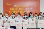 Tính đến nay, đã có hơn 8.000 suất học bổng được Báo Phụ nữ TPHCM trao đến các "Nữ sinh hiếu học, vượt khó”.
