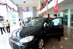Cuộc đua giảm giá trên thị trường ô-tô