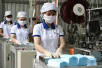 IFC hỗ trợ Việt Nam sản xuất đồ bảo hộ PPE để hỗ trợ chống dịch Covid-19