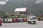Xe chở nông sản ùn ứ tại các cửa khẩu ở Lạng Sơn