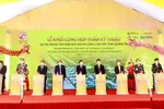 Ông Đỗ Quang Hiển, Chủ tịch HĐQT kiêm Tổng Giám đốc T&T Group cùng các đại biểu bấm nút khởi công dự án Trung tâm điện khí LNG Hải Lăng.