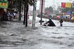 La Nina kéo dài khiến mưa bão đến sớm, dị thường