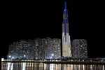 Biểu tượng đại đô thị biển quy mô gần 1.000ha xuất hiện trên LED Building tại tòa nhà cao nhất Việt Nam Landmark 81. 
