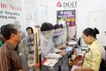 Giao dịch vàng tại doanh nghiệp. (Nguồn: TTXVN)