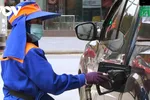 Nhiều chuyên gia nghiêng về phương án giao toàn bộ điều hành giá xăng dầu cho Bộ Công Thương.