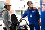 Giảm hơn 1.300 đồng, giá xăng RON95-III xuống mức 22.320 đồng/lít