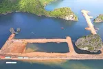 Phó Thủ tướng yêu cầu kiểm tra phản án quây núi đá Vịnh Hạ Long làm 'hòn non bộ'