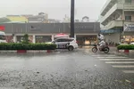 TPHCM và nhiều tỉnh Nam bộ mưa lớn mịt mù
