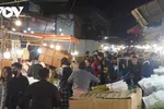 Chợ hoa lớn nhất Hà Nội nhộn nhịp trước ngày 8/3