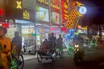 Xích lô chở khách tại các tuyến đường trung tâm - nơi có mật độ du khách cao.