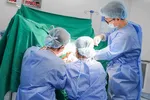 Ca phẫu thuật cho bệnh nhận 69 tuổi.