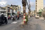 Tuyến đường nghìn tỷ cột điện mọc giữa đường