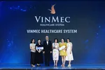 Đại diện Hệ thống Y tế Vinmec nhận danh hiệu "Best Companies to Work for in Asia 2026" tại lễ trao giải HR Asia Awards 2026.