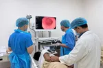 Hệ thống nội soi hiện đại tại trung tâm.
