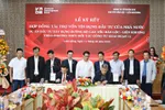 Lễ ký kết hợp đồng tài trợ vốn tín dụng đầu tư của Nhà nước cho dự án Cao tốc Bảo Lộc – Liên Khương giai đoạn 1 (Ảnh: Anh Chiến)