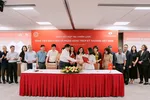 Techcombank và Bệnh viện Bạch Mai ký kết Biên bản ghi nhớ hợp tác hướng tới xây dựng hệ sinh thái tài chính y tế hiện đại.