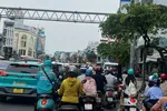 TPHCM gắn camera giao thông đếm phương tiện. Ảnh: QUỐC HÙNG