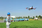 LTG cũng là đơn vị hiện sở hữu nhiều thiết bị bay không người lái lớn nhất Việt Nam, giúp nông dân giảm sức lao động. Ảnh: LTG