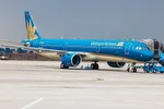 Vietnam Airlines tạm dừng nhiều chuyến bay do ảnh hưởng của bão Noru