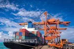 Thu ngân sách từ xuất nhập khẩu 4 tháng đầu năm 2026 tăng gần 17%