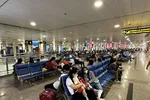Mùng 1 tết, sân bay Tân Sơn Nhất đưa, đón hơn 134.000 hành khách. Ảnh: QUỐC HÙNG