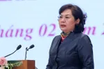 Thống đốc NHNN Nguyễn Thị Hồng phái biểu tại hội nghị sáng 17/2. Ảnh: VGP.