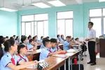 Học sinh Trường THCS Lý Tự Trọng (quận Gò Vấp, TPHCM) trong giờ học môn tiếng Anh. Ảnh minh họa