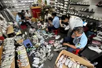 Lập 'danh sách đen' nhằm ngăn chặn tái phạm buôn bán hàng giả