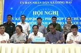 Lãnh đạo xã Long Hải cùng đại diện 4 đơn vị y tế ký kết chương trình phối hợp hoạt động