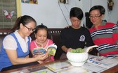 阮孟強一家和樂融融。