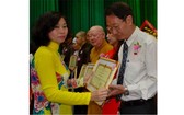 放棄優渥工作 回越南做慈善