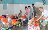 得到各界讀者及社會人士長期捐助,本報每年的慈善活動支出達60億元。