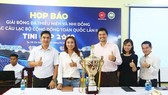 Các thành viên trong Ban tổ chức tại buổi họp
