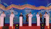Phó Thủ tướng Chính phủ Trịnh Đình Dũng tham gia nghi thức khởi công Nhà máy Điện gió Hòa Bình 1