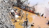 Tự ý lấy đất lòng sông để san lấp mặt bằng, Bí thư Đảng ủy xã bị kỷ luật