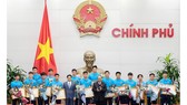Thủ tướng Chính phủ Nguyễn Xuân Phúc khen thưởng Đội tuyển U23 Việt Nam tối 28-1. Nguồn: Cổng thông tin điện tử Chính phủ