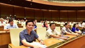 ĐBQH bấm nút thông qua Nghị quyết