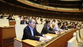 ĐBQH bấm nút thông qua nghị quyết vào chiều 26-11