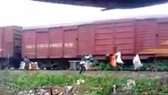 VIDEO:One receives fine of $132 for sending garbage to HCMC on train