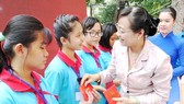 Gov’t sends 2,500 tons of rice as relief for upcoming Tet holiday