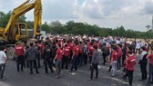 Nhân viên Alibaba cản trở đoàn cưỡng chế ngày 13-6-2019