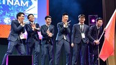 圖為我國參加2019年國際數學奧林匹克競賽的 6 名學生團隊。(圖源:教育與培訓部)