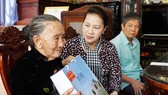 Chủ tịch Quốc hội tham dự ngày hội “Đại đoàn kết toàn dân tộc” tại Trà Vinh