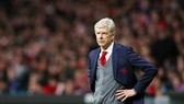 HLV Arsene Wenger không dễ vượt qua nỗi thất vọng sau đoạn kết buồn cùng Arsenal. Ảnh: Getty Images