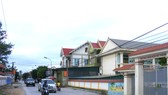 Nhờ đi XKLĐ hợp pháp, người dân xã Đô Thành (huyện Yên Thành, tỉnh Nghệ An) có nhà cửa khang trang. Ảnh: DUY CƯỜNG