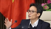 Phó Thủ tướng Vũ Đức Đam, Trưởng ban chỉ đạo liên ngành Trung ương về an toàn thực phẩm giao nhiệm vụ cho các bộ, ngành liên quan kịp thời, kiên quyết chấn chỉnh hoạt động kinh doanh thực phẩm chức năng. Ảnh: TTXVN
