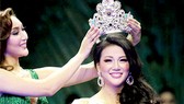 Nguyễn Phương Khánh đoạt Miss Earth 2018