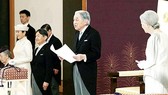 Nhật hoàng Akihito và Hoàng hậu Michiko trong nghi lễ thoái vị ngày 30-4