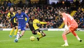 Christian Pulisic trong pha ghi bàn vào lưới thủ môn B.Foster của Watford