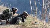 Ấn Độ - Pakistan pháo kích lẫn nhau
